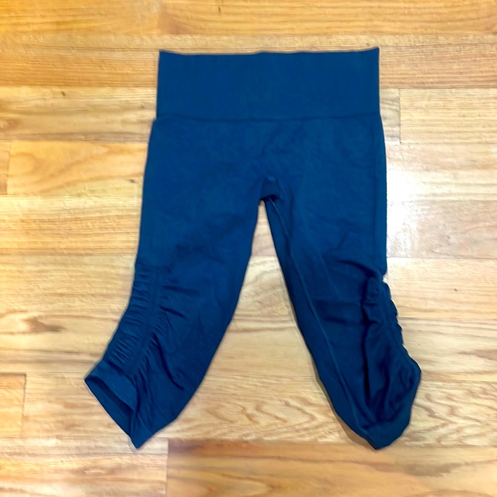 Lululemon crop leggings